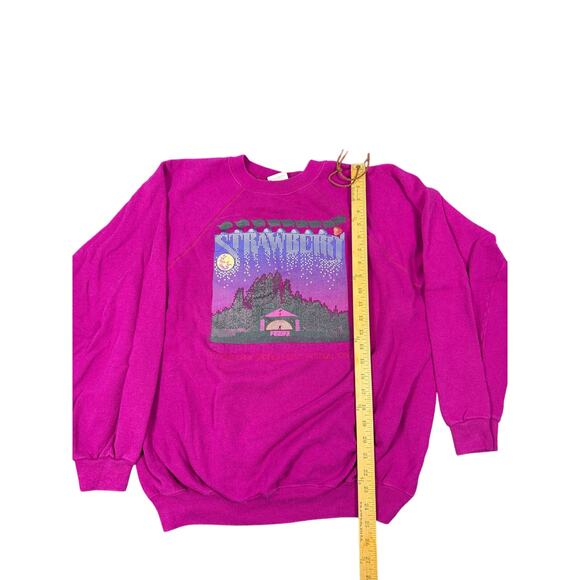 Vintage 1983 Strawberry Spring Music Festival Sweatshirt Magenta USA Made XL - Picture 1 of 5